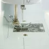 Mechanische Nähmaschine Lucznik Lena 2019 — einfaches mechanisches Modell, 16 Programme, 24 W, Freiarm, 4-Schritt-Knopfloch