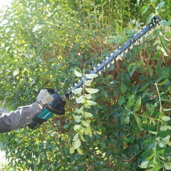 Makita UH007GD201 Heckenschere Doppelklinge 5,2 kg