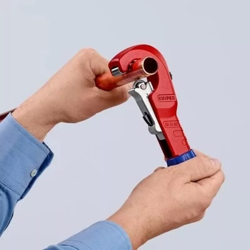 Knipex 90 31 02 SB manueller Rohrschneider Pipecutter