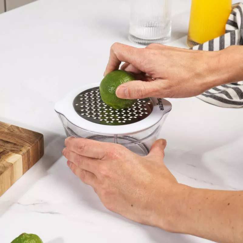 Zitruspresse Salter BW12004WEU7 4-in-1 kompaktes Design, einfach zu bedienen