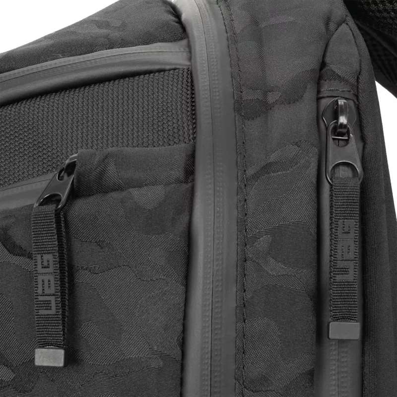 Urban Armor Gear Standard Issue Rucksack Schwarz