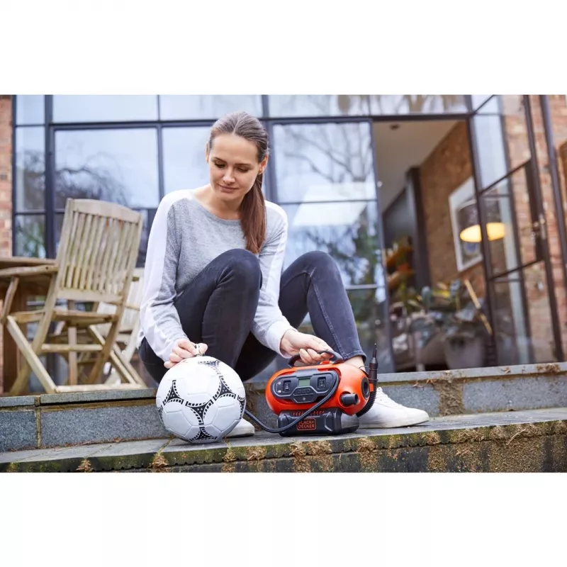 Black & Decker BDCINF18N-QS Luftkompressor 160 l/min AC/Zigarettenanzünder