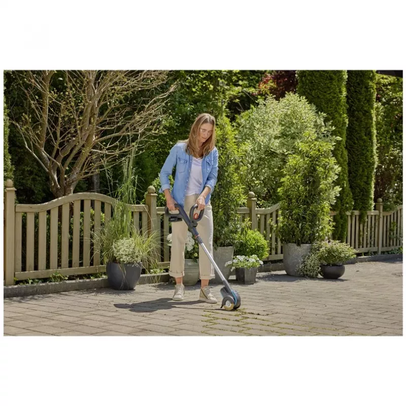 Elektrische Unkrautbürste GARDENA 14821-20 Stahlgehäuse leicht