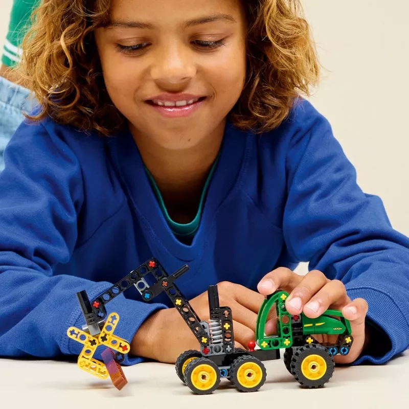 LEGO TECHNIC 42218 John Deere 1470H Radharvester