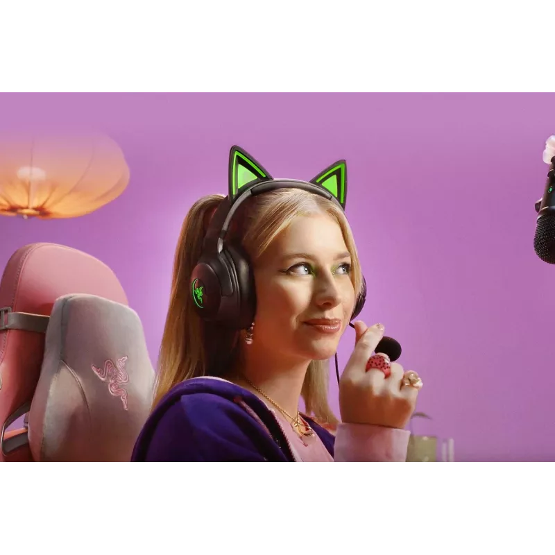 Kraken Kitty V2 - Schwarz, Gaming-Headset, Kitty-Ohren, Stream-Reaktive Beleuchtung, HyperClear-Kardioidmikrofon, 40-mm-TriForce-Treiber, integriertes Mikrofon in den Ohrmuscheln, Razer Chroma RGB (Ohr und Ohrmuscheln), Surround Sound: Nur verfügbar unter