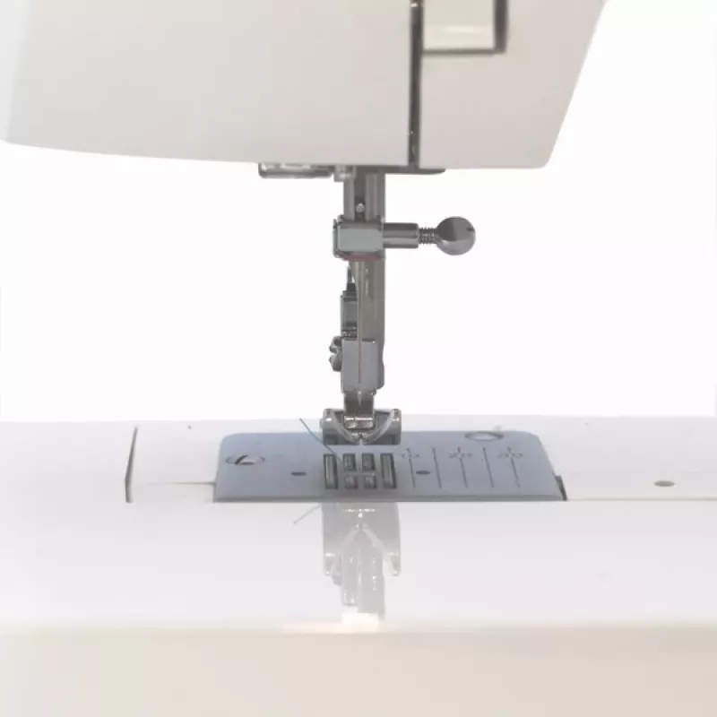 Mechanische Nähmaschine Łucznik EWA II 2014