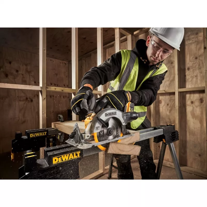 DEWALT. KREISSÄGE. 18V 165mm DCS565N