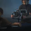 Handkamera-Stabilisator DJI RS 4 Pro Combo Schwarz Kohlefaser 13h Akku