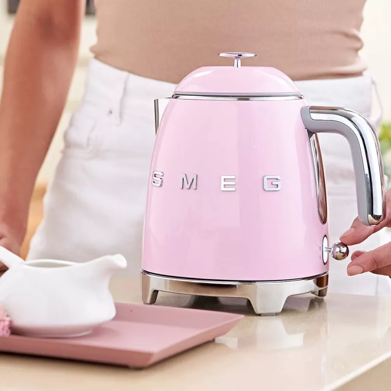 Wasserkocher Smeg 0,8 L 1400 W Pink