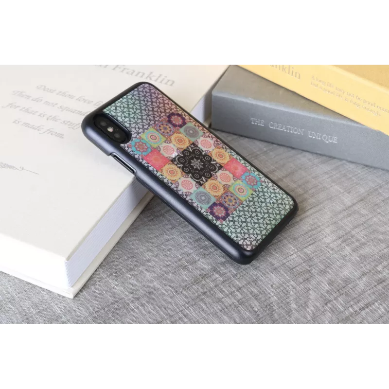 Smartphone-Hülle iKins für iPhone XS / XS S — Flower Garden-Design, schwarz