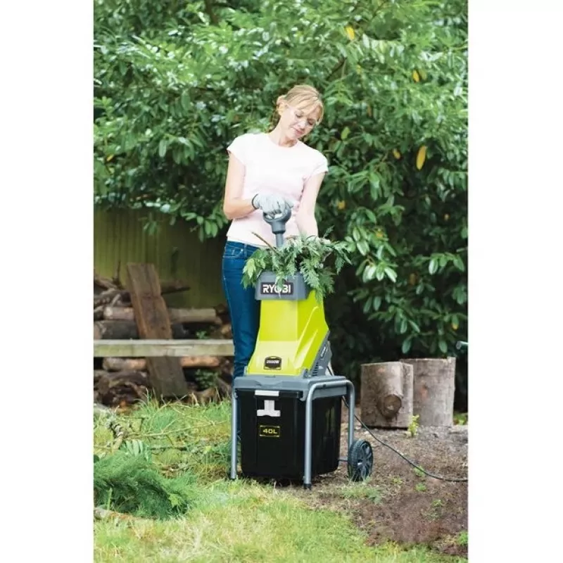 Ryobi RSH2545B Gartenhäcksler 2500 W 40 L Messer