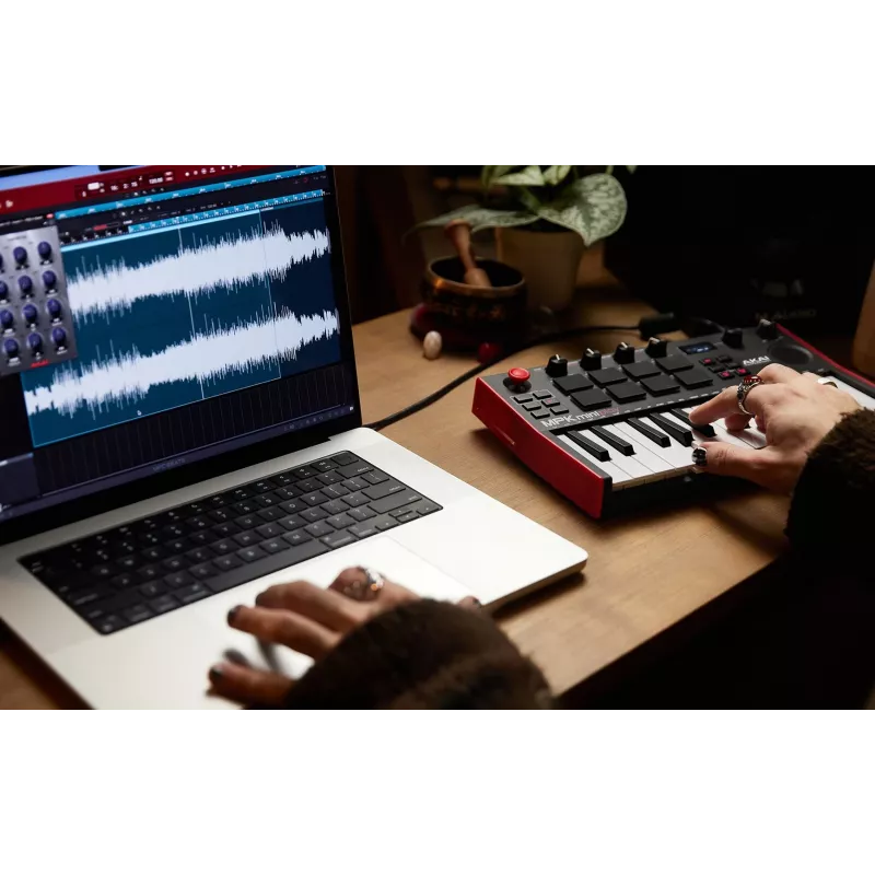 MIDI-Tastatur Akai MPK Mini Play Mk3 25 Tasten USB Schwarz Rot