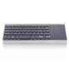 Tracer EXpert RF ist eine ergonomische Full-Size-Funktastatur mit QWERTY-Layout, Membran-Tastenschaltern und einem schlanken schwarz-grauen Design. Konzipiert für den Einsatz zu Hause und im Büro, kombiniert sie ein integriertes Touchpad und Multimedia-Tasten mit einer 2,4-GHz-Funkverbindung, um eine kompakte Eingabelösung für Fernseher, Konsolen, Notebooks und klassische PCs zu bieten.