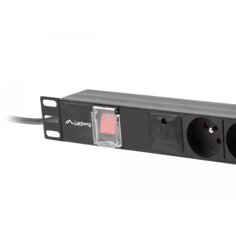 Stromverteilereinheit LANBERG PDU-06E-0200-BK — 6x Typ-E-Ausgänge, 16 A, 2 m Kabel, 1HE Rack, 220–250 V
