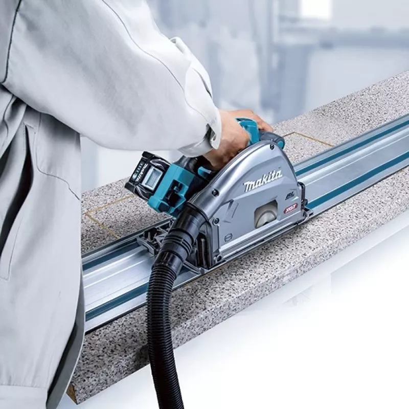 Makita SP001GZ03 40V XGT Akku-Tauchkreissäge, 165 mm
