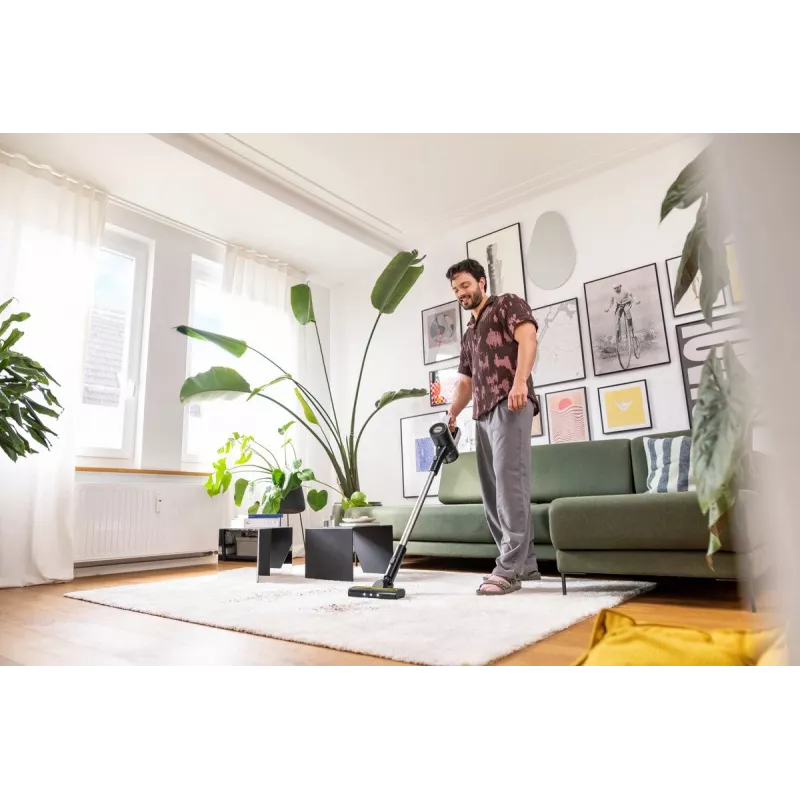 Stabstaubsauger Kärcher VCS 3 Nano — Akku, HEPA-Filter, beutellos 0,6 l, 2,5 Ah, schwarz