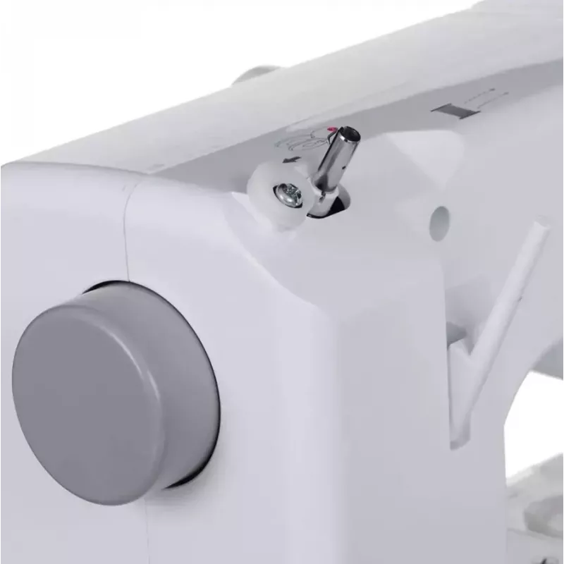 Halbautomatische Nähmaschine SINGER M1005 — 11 Stiche, 4 mm Stichbreite, obenliegender Spulenträger, Freiarm, 2,5 kg