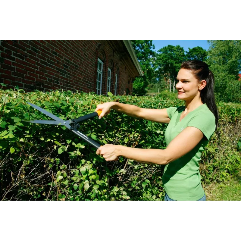 FISKARS HECKENSCHERE HS52