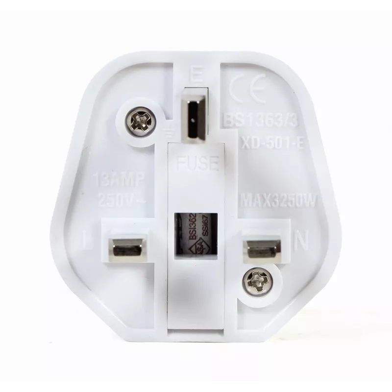 Gembird A-AC-EUFUKM-01 AC-Netzadapter, EU-Schuko-Steckdose auf UK-Stecker, 13 A