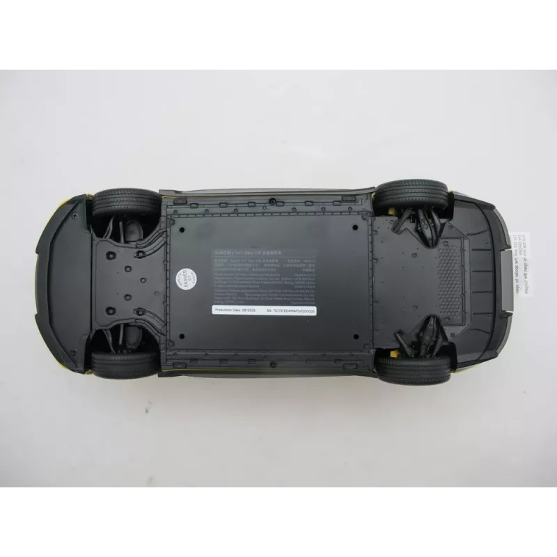 Klassisches Automodell Xiaomi BHR08KQGL vormontiert im Maßstab 1:18 — 284×110×82,5 mm
