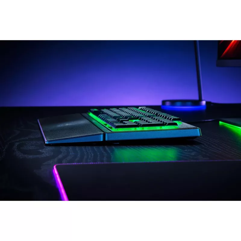 Gaming-Tastatur Razer Ornata V3 X Full-Size USB, Membranschalter, RGB-LED-Hintergrundbeleuchtung, Handgelenkauflage, 1000 Hz Abfragerate, Schwarz