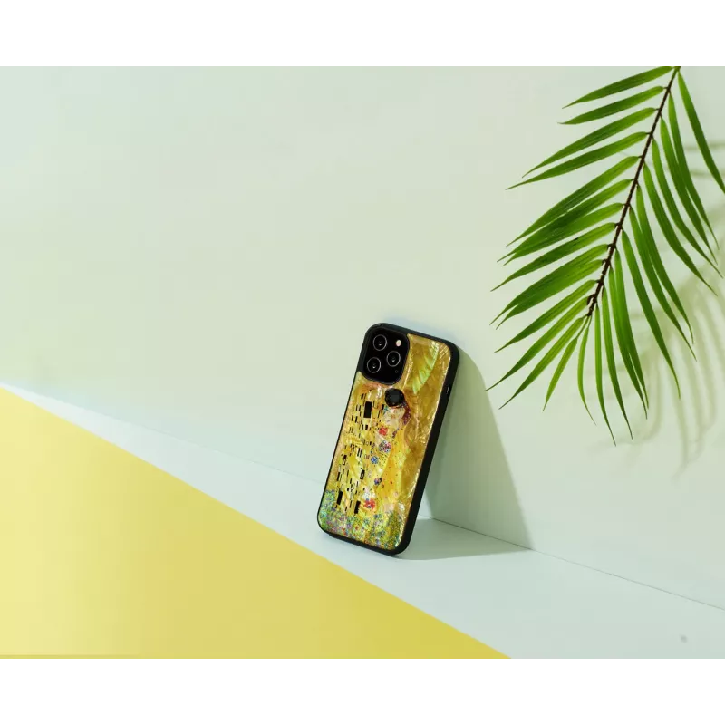 Schutzhülle iKins für Apple iPhone 12 / 12 Pro — Schwarz