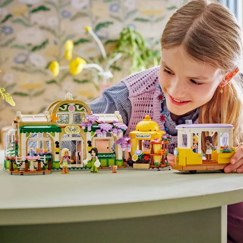 LEGO set LEGO FRIENDS 42671 Pflanzen-Café & Blumenladen Spielset mit Café- und Blumenladenfunktionen
