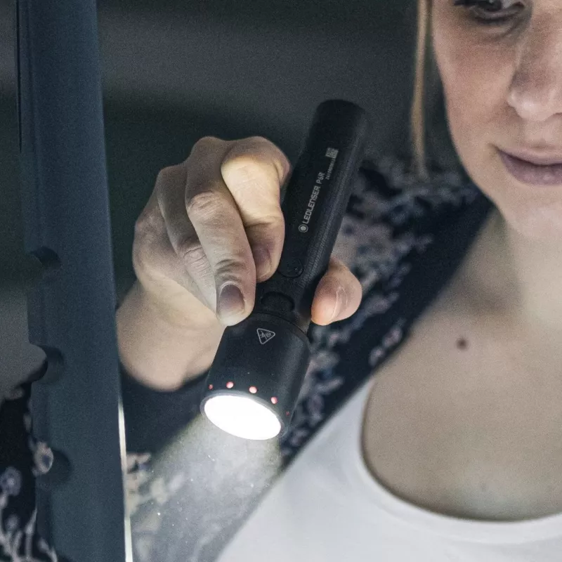 Ledlenser P6R Schwarz Handtaschenlampe LED