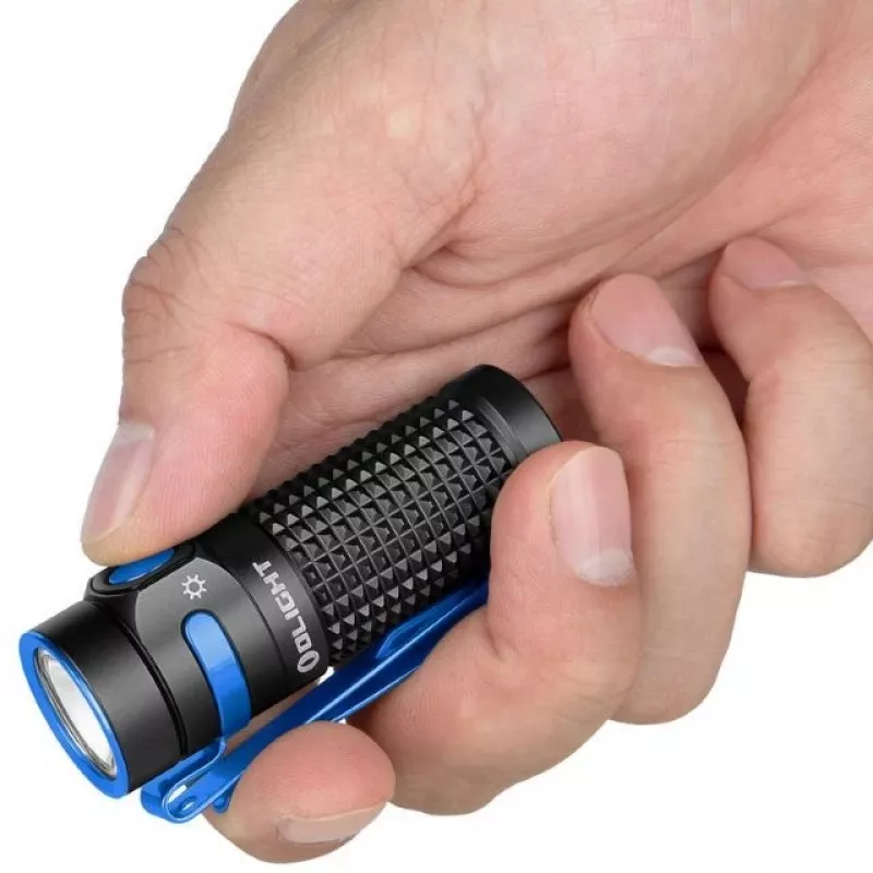 Taschenlampe olight Baton 4 — LED-Akku-Taschenlampe, 1300 lm, 170 m Reichweite