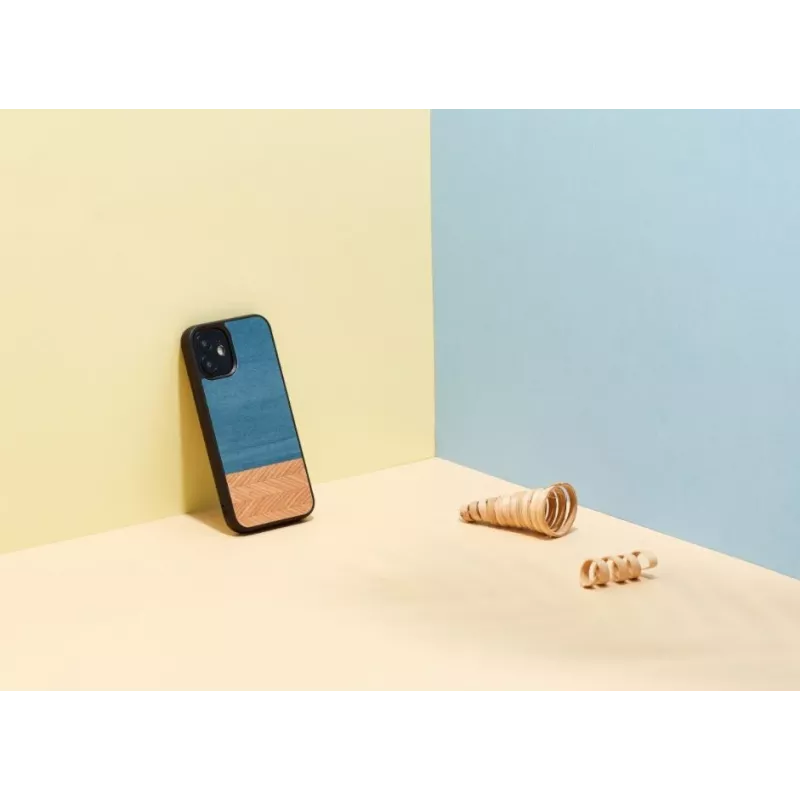 Handyhülle man and wood für iPhone 12 mini — Denim Schwarz