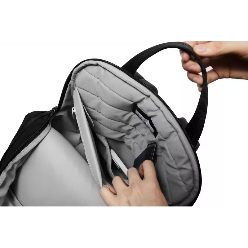 XD DESIGN BACKPACK BOBBY SOFT TOTE Schwarz P706.3001