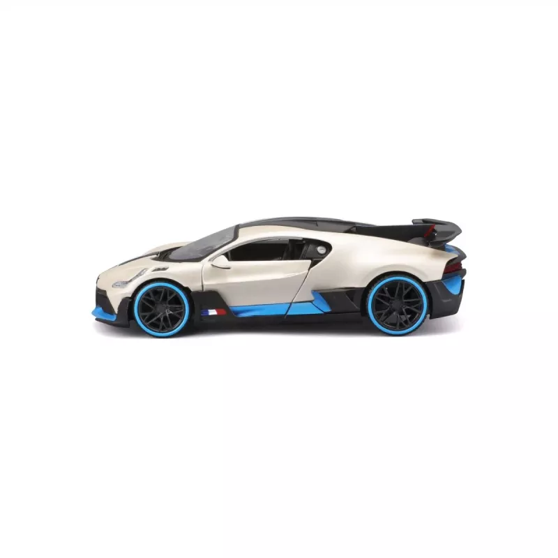 Composite model Bugatti Divo 1/24 weiß