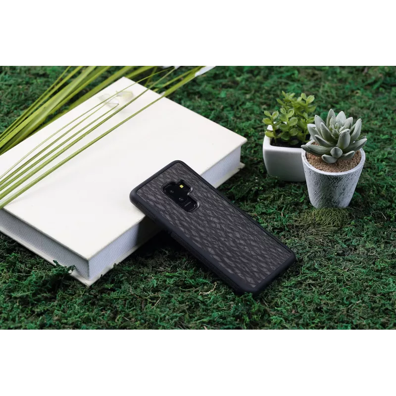 Smartphone-Hülle man and wood für Galaxy S9 Plus – carbon schwarz