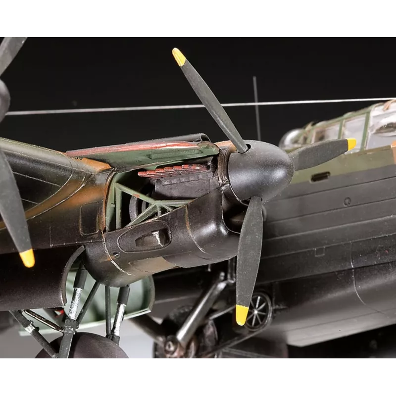 Revell Lancaster B. III Dambusters (04295) 1:72 Maßstab Flugzeug Plastikmodellbausatz
