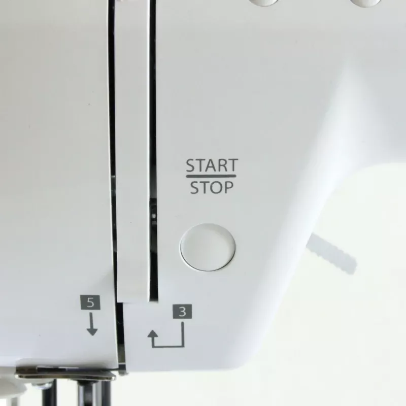Mechanische Haushaltsnähmaschine lucznik Malwina 2070 — 63 Stichmuster, 7 mm Stichbreite, 99 Programme, automatisches Knopfloch, Freiarm
