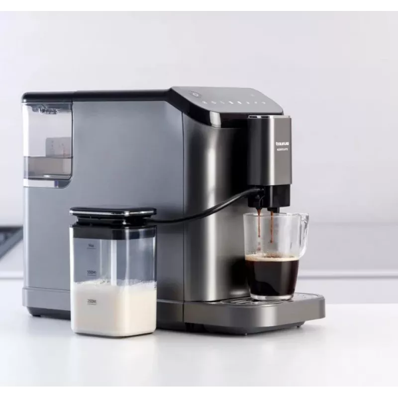 Espressomaschine Taurus Accento Latte vollautomatisch, integriertes Mahlwerk, 1,5 L Wassertank, Kaffeebohneneingabe