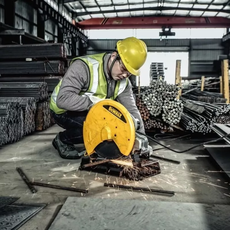 DeWALT D28730-QS Tischkappsäge 4000 U/min