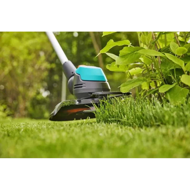 Gardena EasyCut 23/18V Ready-To-Use Set - Rasentrimmer - Akku 2 Ah - Schnittbreite: 230 mm - 2,4 kg (14700-20)