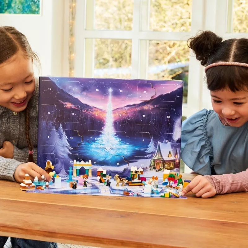 Bauspielzeug LEGO Disney Frozen Adventskalender 2025 Set 43273 — 231 Teile, 4 Minifiguren, Alter 5+