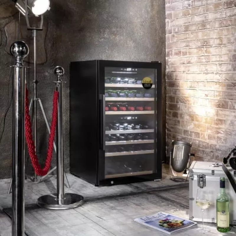 Caso | Smart Wine Cooler | WineExclusive 66 | Energieeffizienzklasse G | Vitrine | freistehend | Flaschenkapazität Flaschen | Kühlart Kompressortechnik | Schwarz