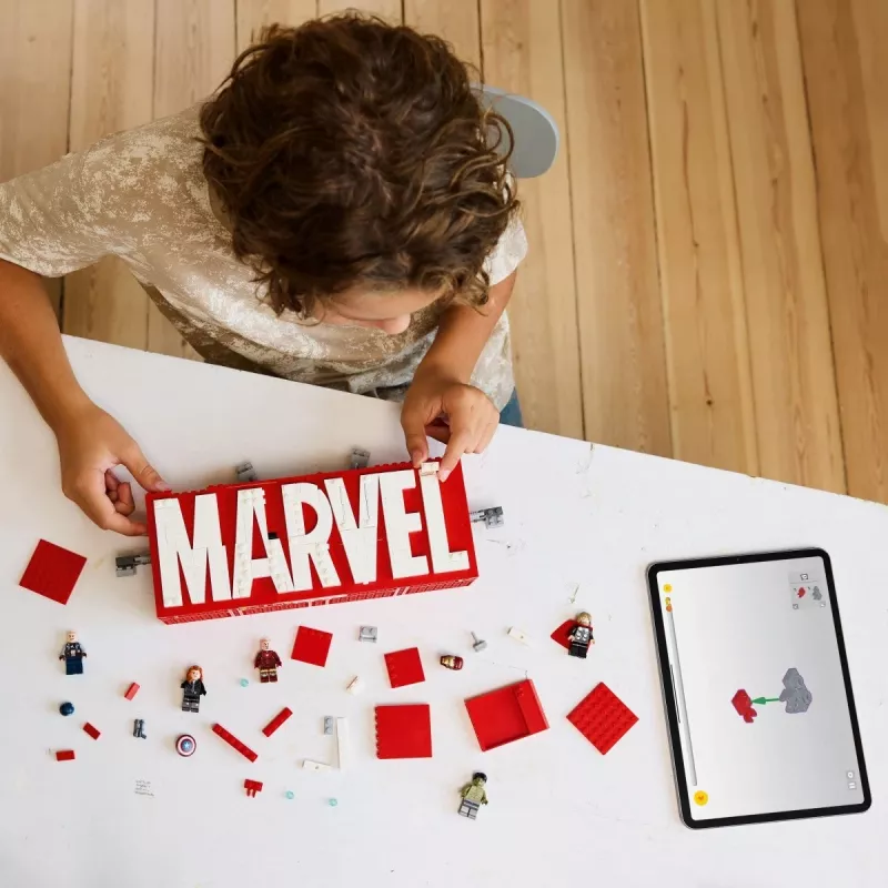 LEGO MARVEL 76313 MARVEL Logo