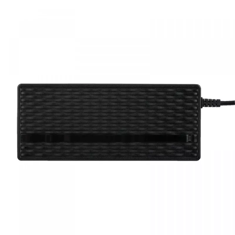 Innenraum-Ladegerät Akyga AK-EV-09 Universal Schwarz DC 54,6V 1m Kabel