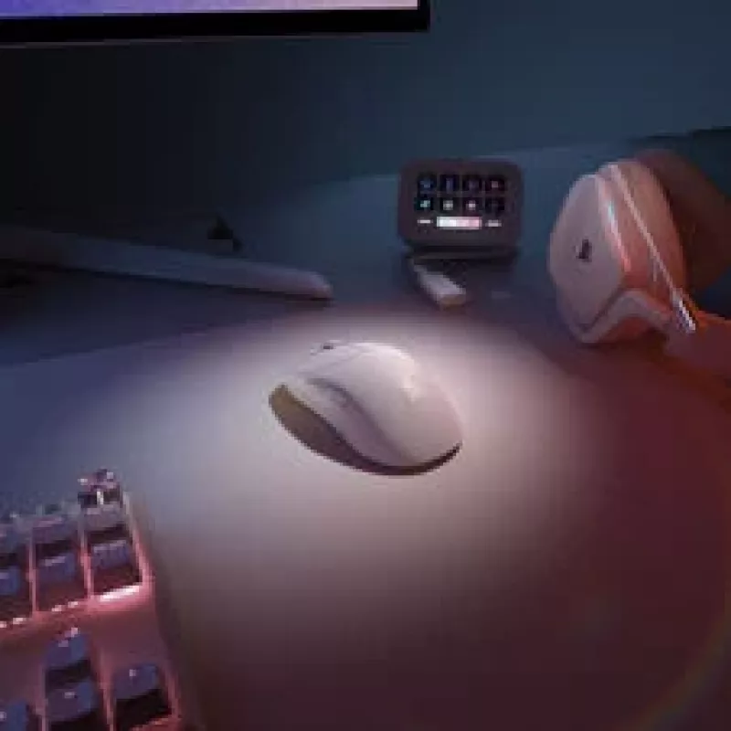 Gaming-Maus CORSAIR SABRE v2 PRO Ultralight Weiß – bis zu 18000 DPI, kabelgebunden, beidhändige Form