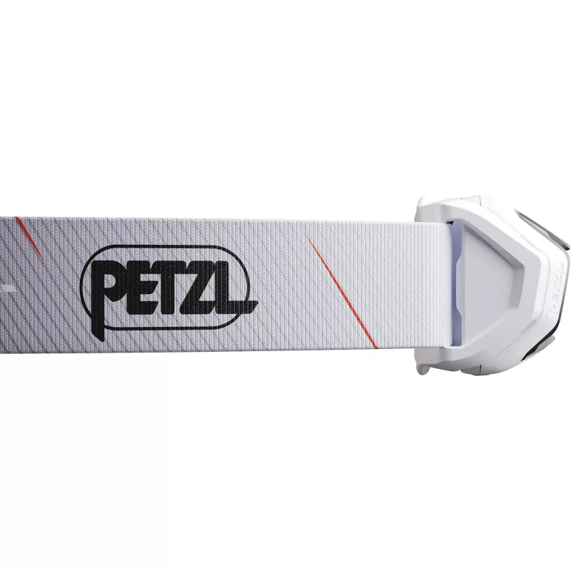 Stirnlampe Petzl TIKKA CORE 450 lm weiß — Wiederaufladbare Stirnlampe, kompakte freihändige Beleuchtung