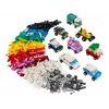 LEGO Classic Kreative Fahrzeuge Buntes Modellauto-Set mit Polizeiauto-Spielzeug & 11023 Klassische grüne Grundplatte Quadrat 32x32 Noppen Baugras