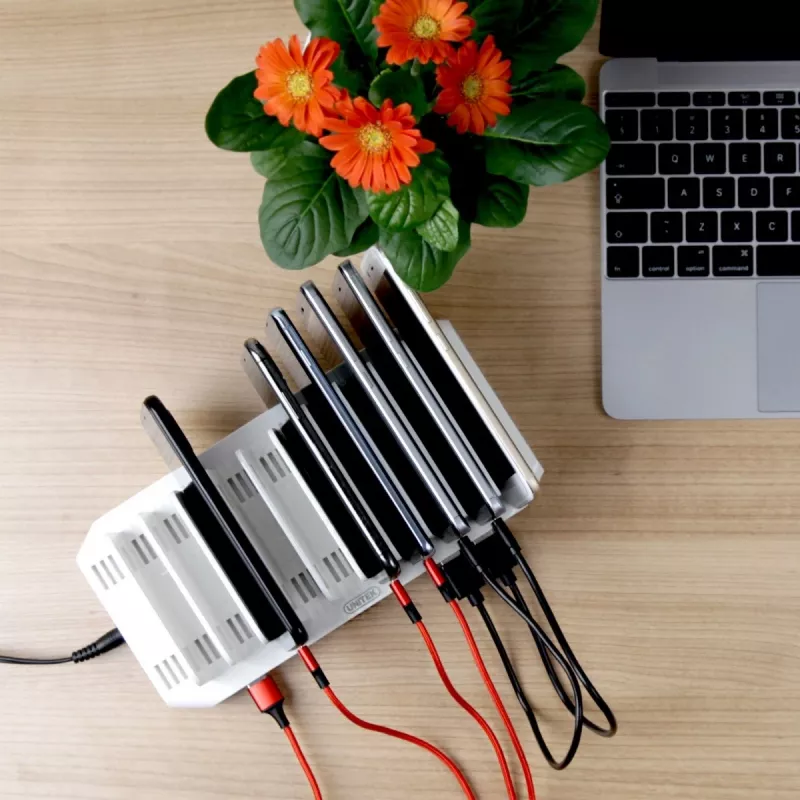 Ladestation Unitek Y-2190A — 10 USB-Anschlüsse (8×USB2.0 + 2×USB3.2 Gen1), kabelloses Laden, 96 W Gesamtleistung