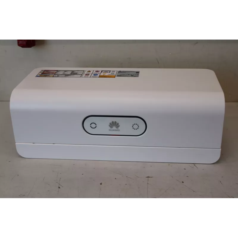 Batteriemodul HUAWEI LUNA2000-7-E1 – brutto 590×255×150 mm, Nettogewicht 10,0 kg, gebraucht, beschädigte Verpackung