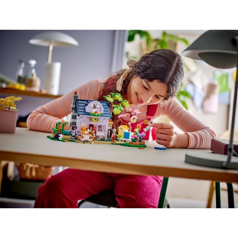 LEGO FRIENDS 42669 Imkerhaus und Blumengarten