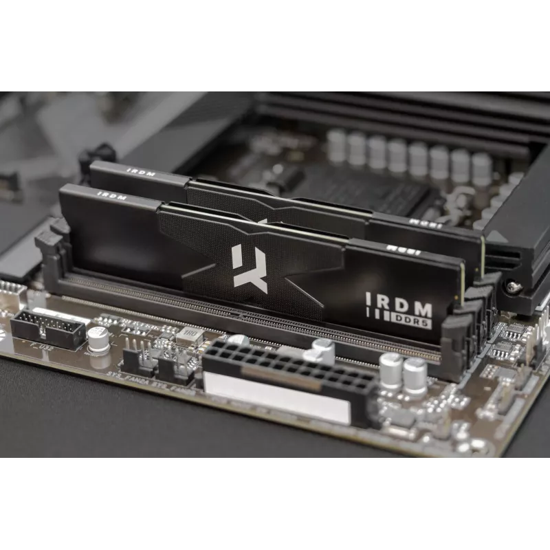 Memory DDR5 IRDM 32GB(2*16GB)/8000 CL36 schwarz