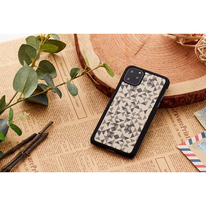 Phone case man and wood für iPhone 11 Pro — mono triangle Schwarz, schützende Hartschale